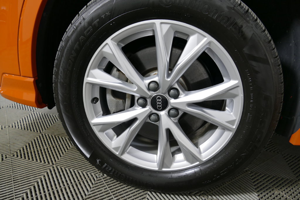 Used 2024 Audi Q3 2.0T Premium w/ Convenience Package AWD/4WD image 9