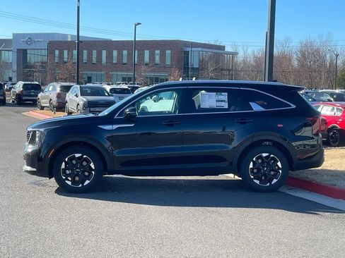 New 2026 Kia Sorento S w/ S Panoramic Sunroof Package FWD image 7
