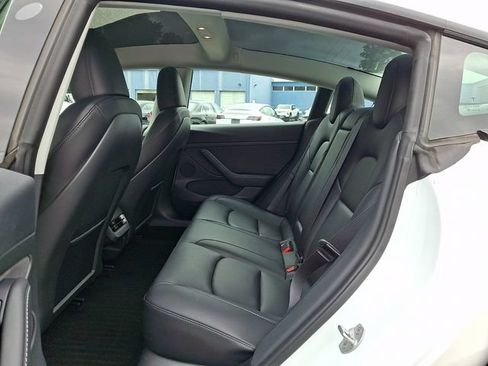 Used 2023 Tesla Model 3 Standard Range RWD image 12