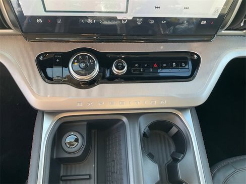 New 2025 Ford Expedition Max Active image 22