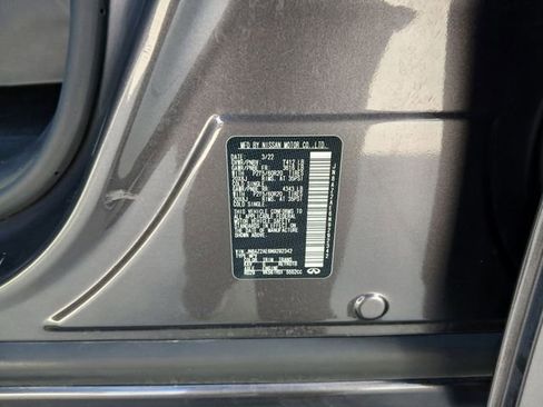 Used 2022 INFINITI QX80 Luxe w/ All-Season Package image 32