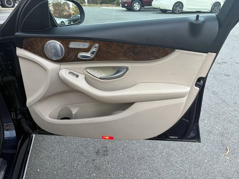 Used 2015 Mercedes-Benz C 300 4MATIC Sedan image 20