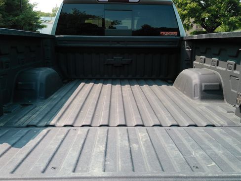 Used 2025 Chevrolet Silverado 1500 RST AWD/4WD image 8