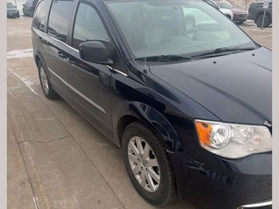 Used 2016 Chrysler Town & Country Touring