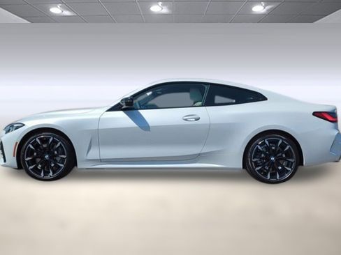 Used 2025 BMW 430i Coupe w/ M Sport Package image 2
