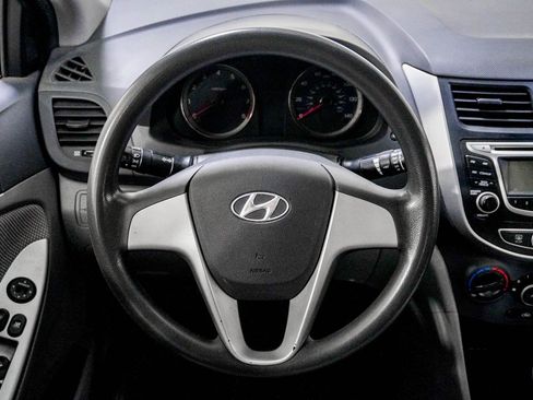 Used 2013 Hyundai Accent GLS image 21