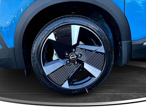 New 2026 Nissan Kicks SR w/ Cold Weather Package image 13