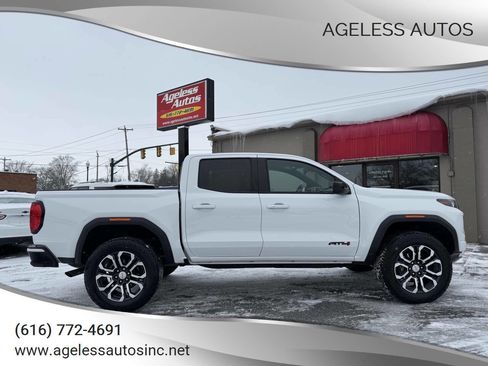Used 2024 GMC Canyon AT4 w/ Technology Package image 1