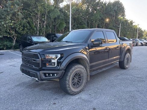 Used 2019 Ford F150 Raptor w/ Equipment Group 802A Luxury image 5