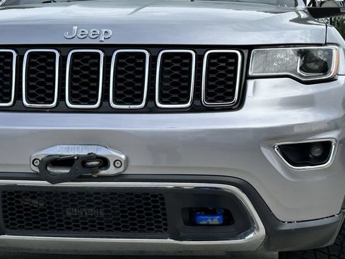 Used 2020 Jeep Grand Cherokee Limited w/ Trailer Tow Group IV AWD/4WD image 10