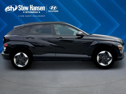 New 2025 Hyundai Kona SEL image 10