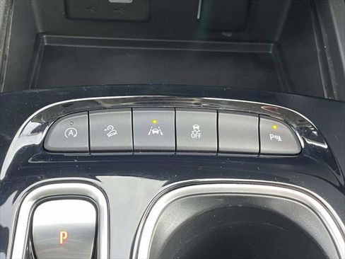 Used 2021 Buick Envision Essence w/ Sport Touring Package image 33