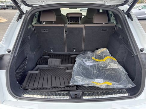Used 2025 Audi Q5 Prestige AWD/4WD image 10