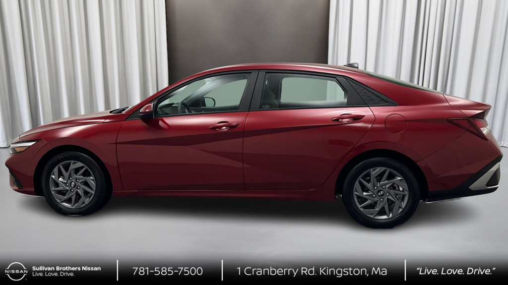 Used 2024 Hyundai Elantra SEL FWD image 8