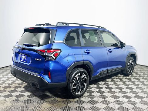 Used 2025 Subaru Forester Limited w/ Popular Package AWD/4WD image 7