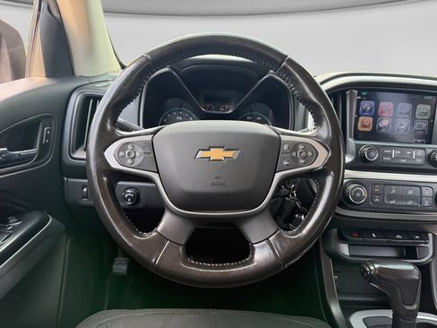 Used 2018 Chevrolet Colorado LT w/ LT Convenience Package AWD/4WD image 13