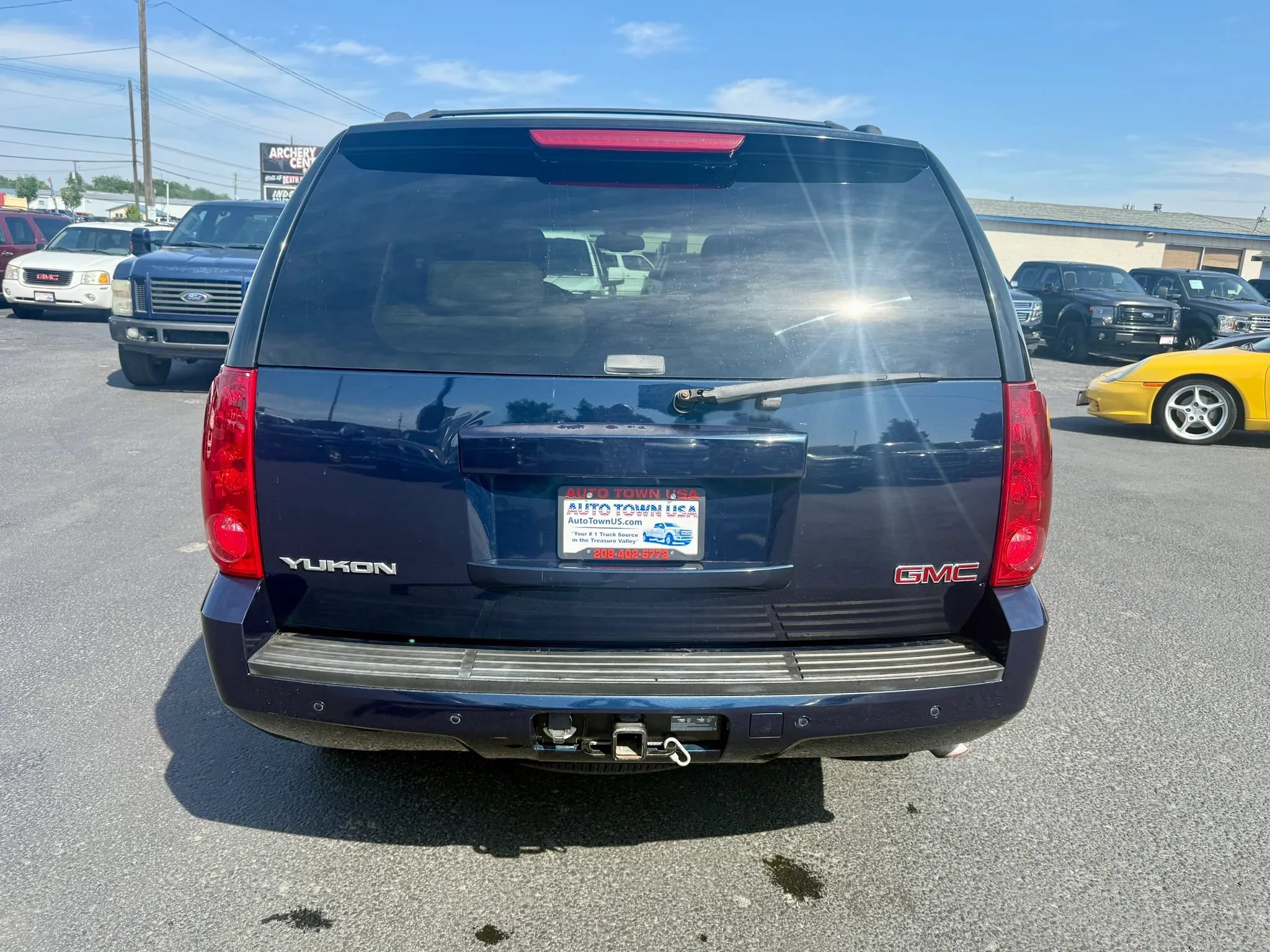 Used 2007 GMC Yukon SLT w/ SLT Preferred Equipment Group AWD/4WD image 4
