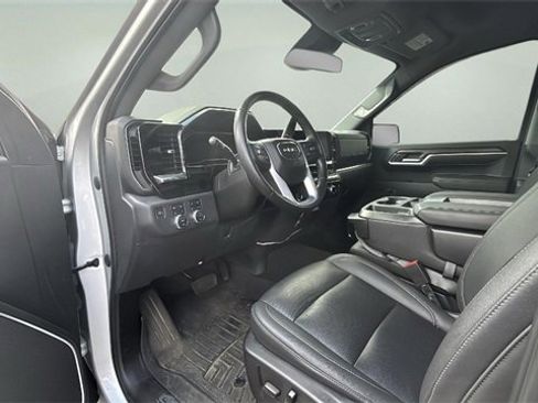 Used 2022 GMC Sierra 1500 SLT w/ X31 Off-Road Package image 20