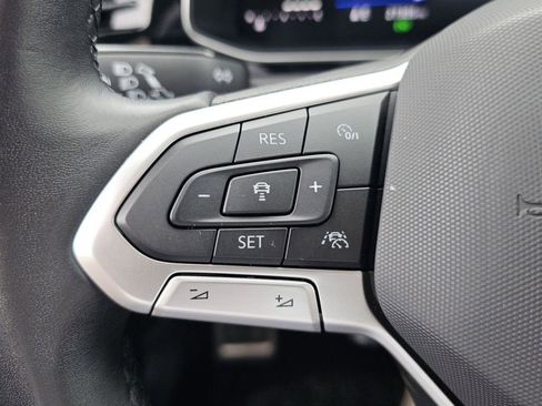 Used 2025 Volkswagen Jetta Sport FWD image 11