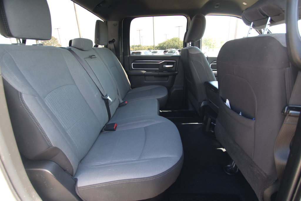 Used 2024 RAM 2500 Big Horn AWD/4WD image 9