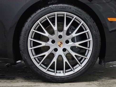 Used 2026 Porsche Panamera RWD image 12
