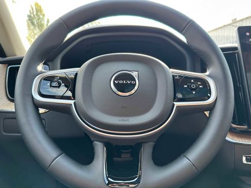 New 2026 Volvo XC60 B5 Plus w/ Climate Package image 24