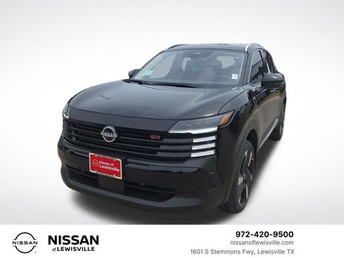 New 2026 Nissan Kicks SR FWD image 1