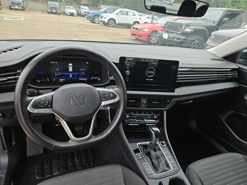 Used 2025 Volkswagen Jetta S FWD image 16