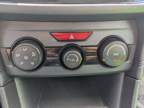 Used 2017 Subaru Impreza 2.0i AWD/4WD image 19
