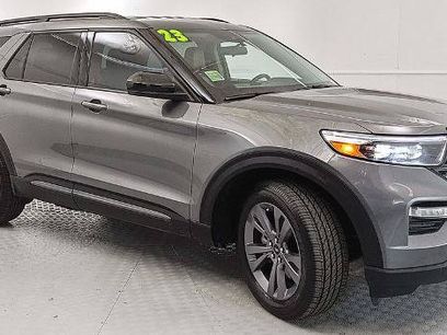 Certified 2023 Ford Explorer XLT w/ Equipment Group 202A