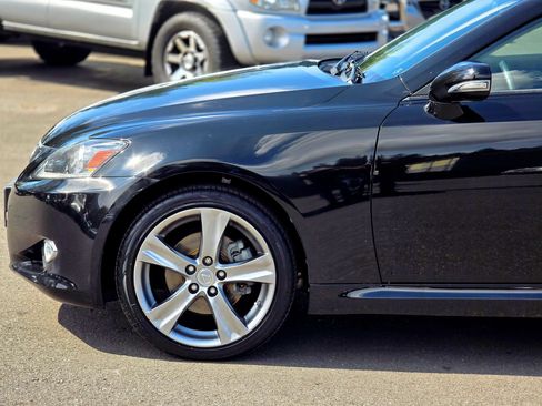Used 2012 Lexus IS 250C RWD image 8