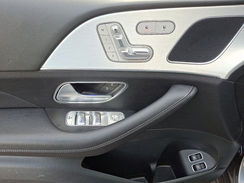 Used 2024 Mercedes-Benz GLE 450e 4MATIC image 12