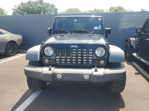 Used 2015 Jeep Wrangler Unlimited Sport w/ Quick Order Package 24S AWD/4WD image 2