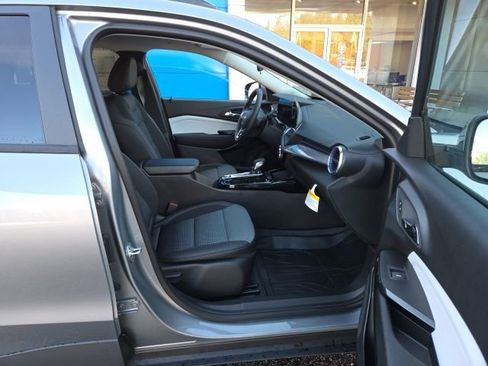 New 2026 Chevrolet Trax LT w/ Driver Confidence Package image 44