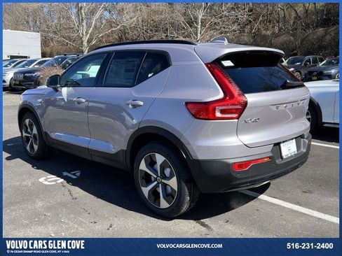 New 2026 Volvo XC40 B5 Core w/ Protection Package Premier AWD/4WD image 4