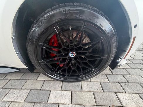 Used 2022 BMW M4 xDrive Competition w/ M Driver's Package AWD/4WD image 32