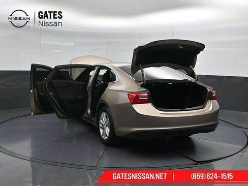 Used 2018 Chevrolet Malibu LT FWD image 51