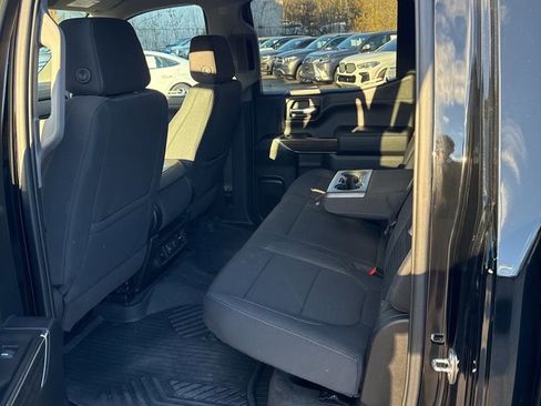 Used 2022 Chevrolet Silverado 1500 RST AWD/4WD image 12