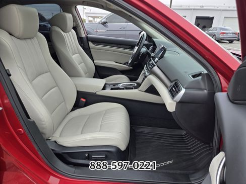 Used 2022 Honda Accord Touring image 21