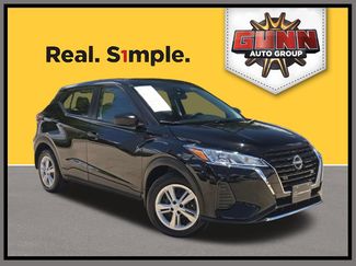 Used 2025 Nissan Kicks Play S FWD video 1