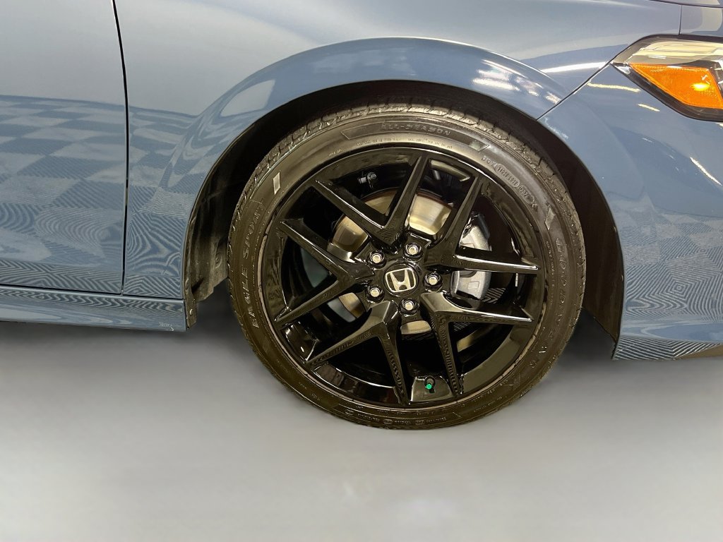 Used 2025 Honda Civic Sport image 11