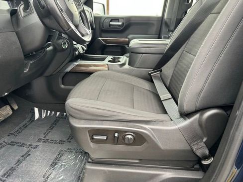 Used 2021 Chevrolet Silverado 1500 LT Trail Boss w/ Convenience Package II image 5