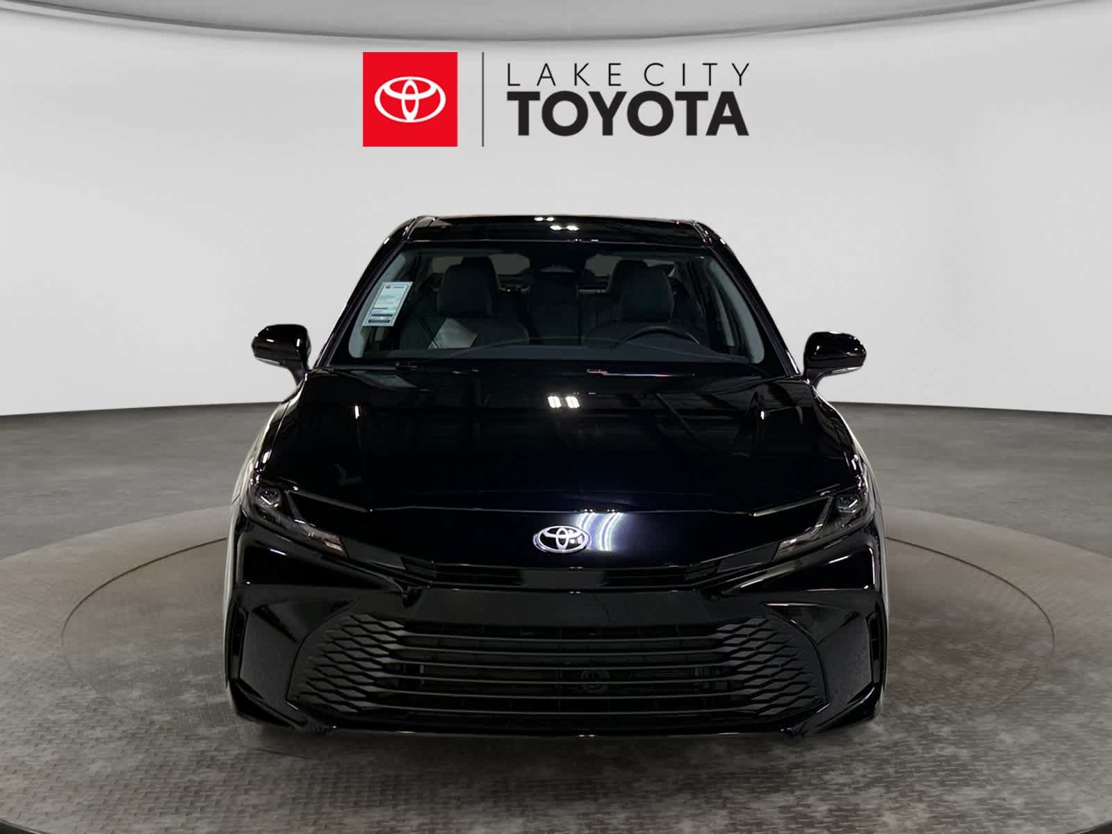 Used 2026 Toyota Camry LE FWD image 14