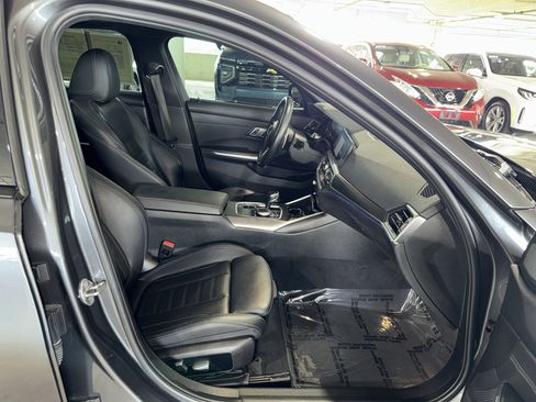 Used 2021 BMW M340i w/ Executive Package image 9