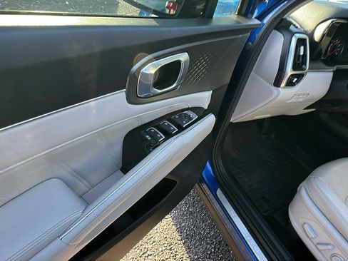 Used 2022 Kia Sorento SX FWD image 12