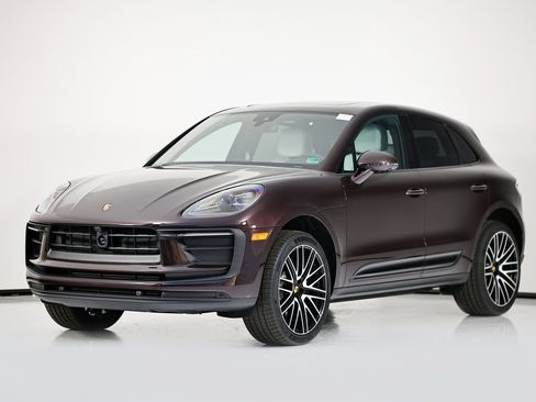 New 2026 Porsche Macan image 1