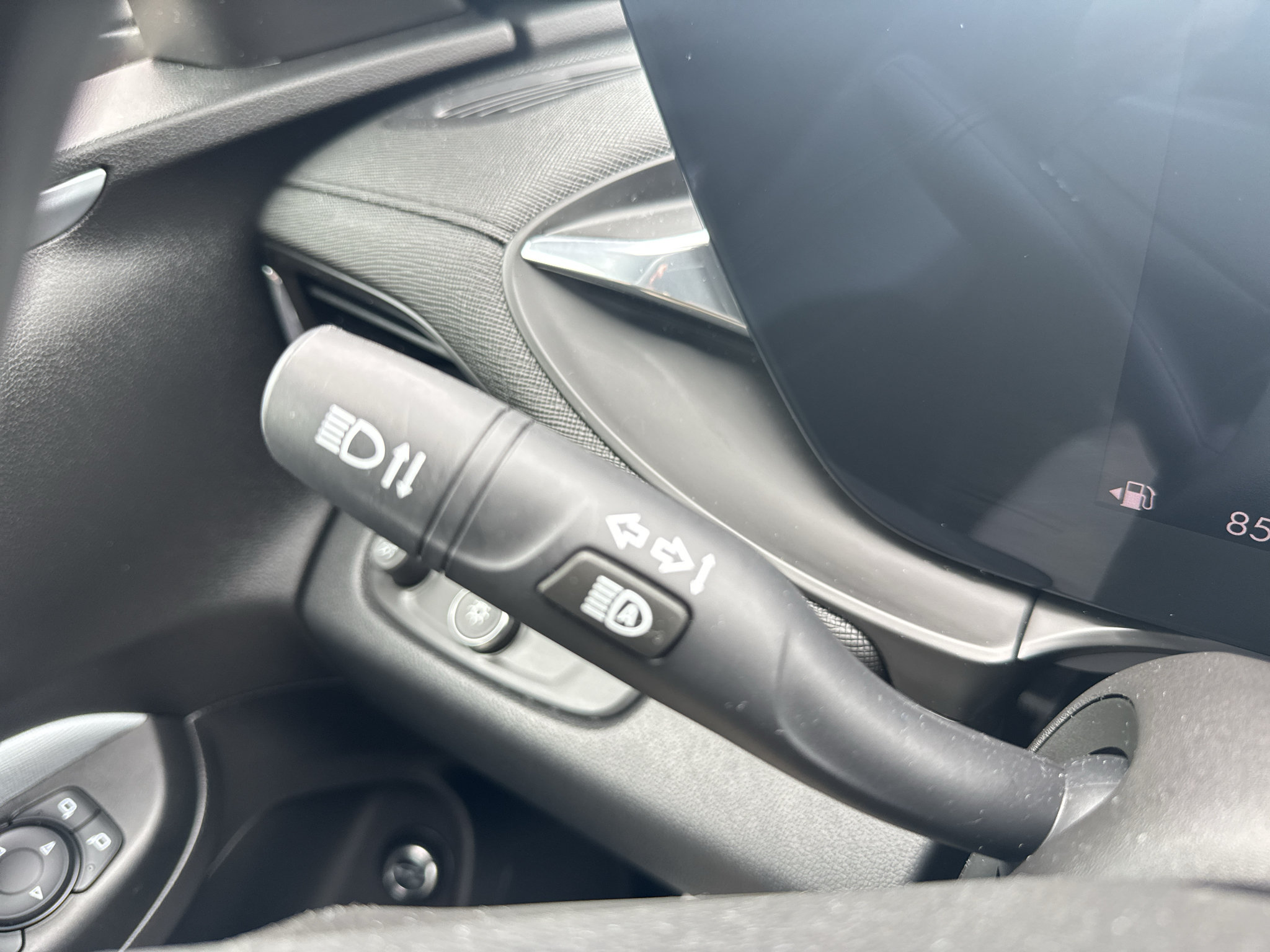 Used 2025 Buick Envista Preferred w/ Convenience I Package FWD image 21