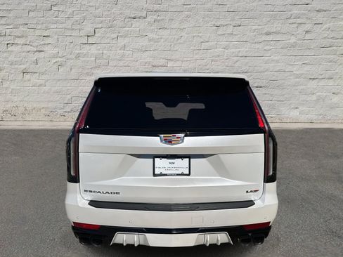 Certified 2024 Cadillac Escalade V image 4