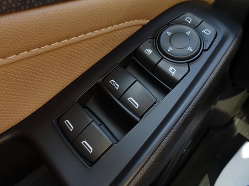 Used 2023 Chevrolet Traverse Premier w/ LPO, Floor Liner Package FWD image 25