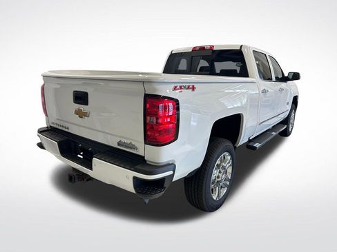 Used 2016 Chevrolet Silverado 2500 High Country w/ High Country Premium Package AWD/4WD image 32